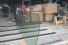 弯钢玻璃